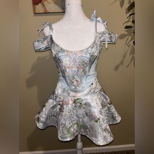 Corset top & pleated skirt